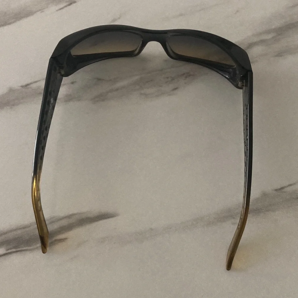 Men's Rectangular Black Sunglasses with Brown Temples